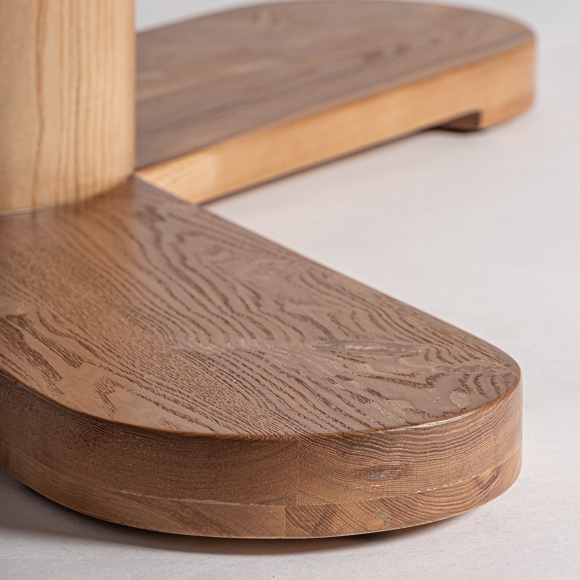 BUDHIR DINING TABLE
